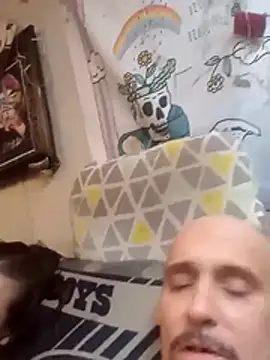 ClydeCan409's Live XXX Chat