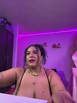 Chat XXX en directo de ariadna_cooper