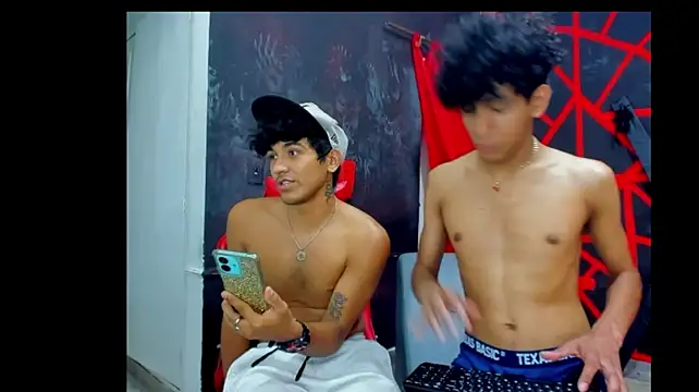 FRIENDS_LATINOS লাইভ XXX চ্যাট