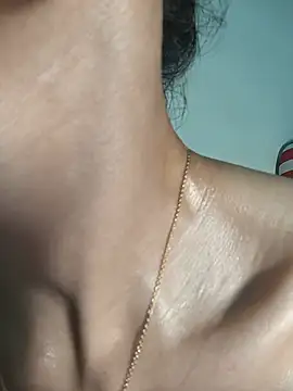 XXX chat uživo modela Pu688