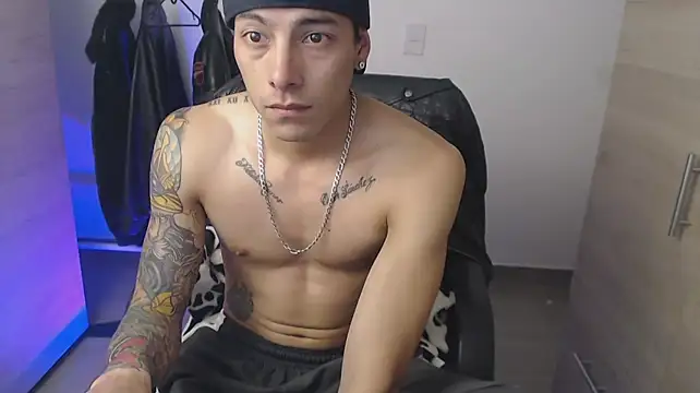 chomelo6 – Naživo XXX chat