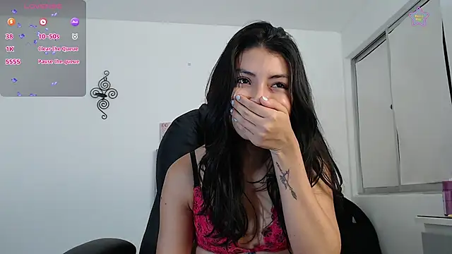 ellajonz's Live XXX Chat