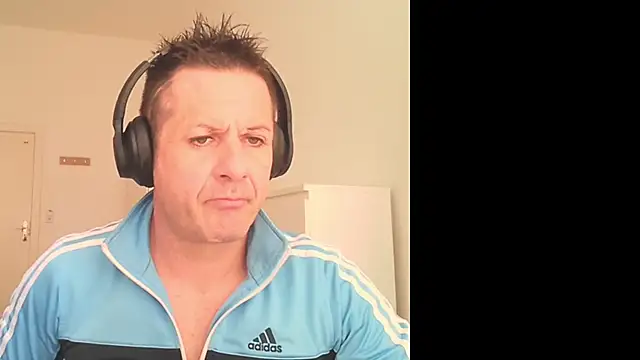 2026Yummy – Naživo XXX chat