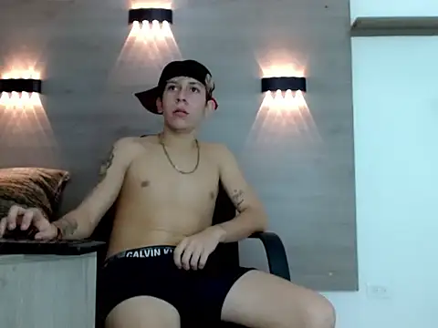 XXX chat uživo modela Gaeliitto
