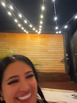XXX chat uživo modela Sara_fun