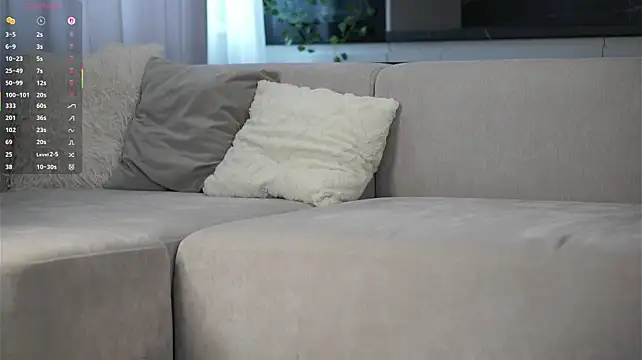 UlrikeStillwell live XXX chat