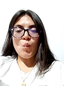 CarolineHot_04 – Naživo XXX chat