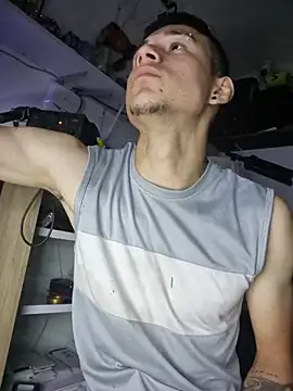 Онлайн чат XXX aronmax_