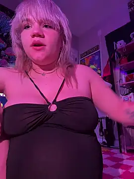 Cutiepiespanks' Live XXX Chat