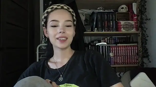 Yuna5343's Live XXX Chat