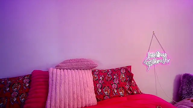 CamirynVale Chat XXX live