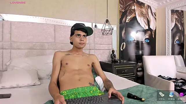 IvanJackson Live XXX-chat