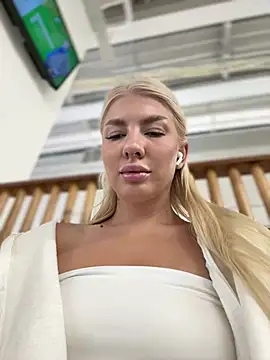 NewLale Chat XXX live