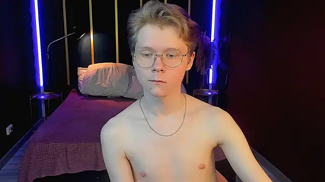 DanielSandersn Live XXX chat