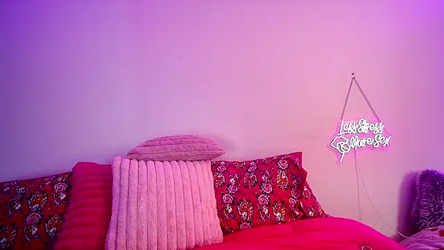 CamirynVale Chat XXX live