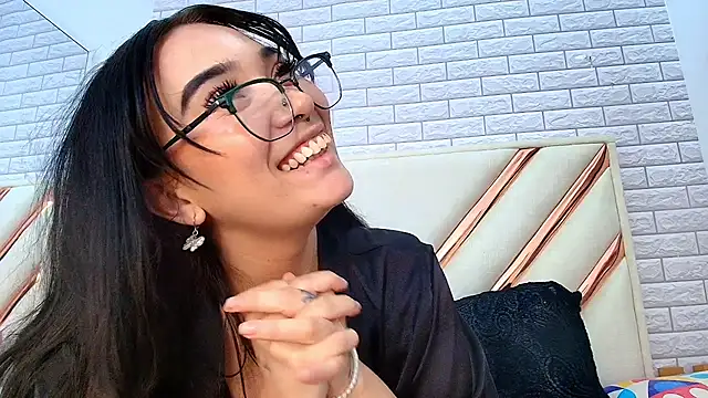 Meggan_Rosse01 Chat XXX in diretta