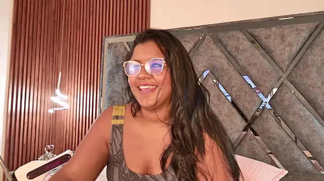 Slutty_Vicky's Live XXX Chat