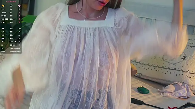 XXX chat uživo modela HelenHiss