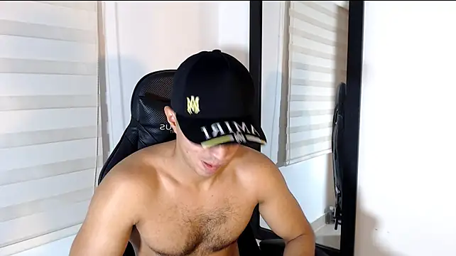 Maximo_Hot07 Live XXX Chat