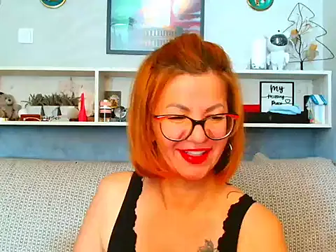 Natali3855 Adlı Modelin Canlı XXX Sohbeti