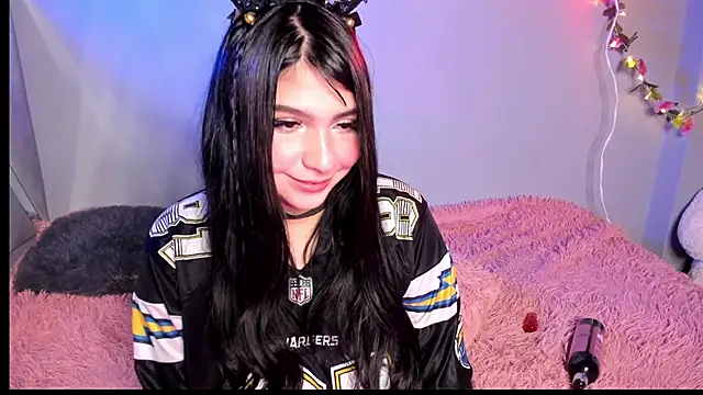 Chat XXX ao vivo de Salem_skyler_