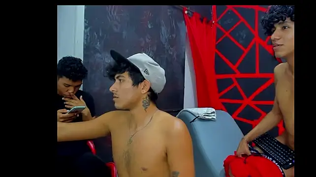 Chat XXX en directo de FRIENDS_LATINOS