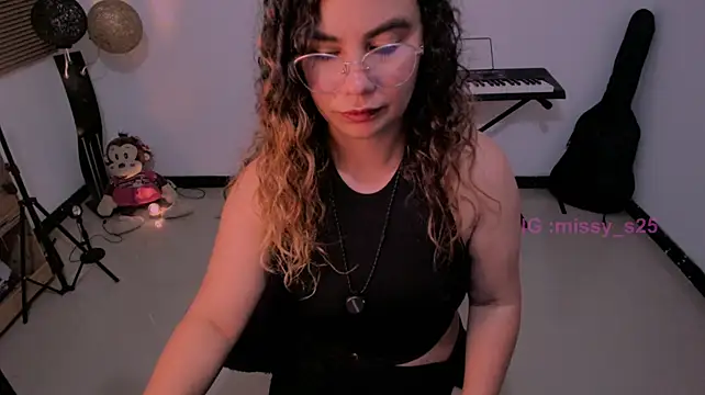 gigi_stephans Adlı Modelin Canlı XXX Sohbeti