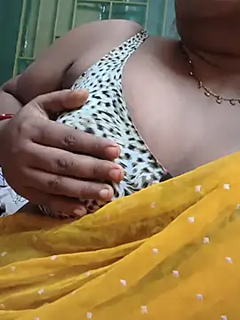 Susmitabhabi69 即時 XXX 聊天