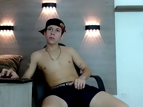 Gaeliitto live XXX chat