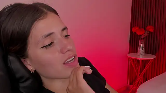 alliss_ginger_'s Live XXX Chat