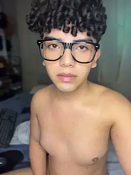Chat XXX en directo de Kairoo_