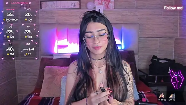 mia_devine_ élő XXX-chatje