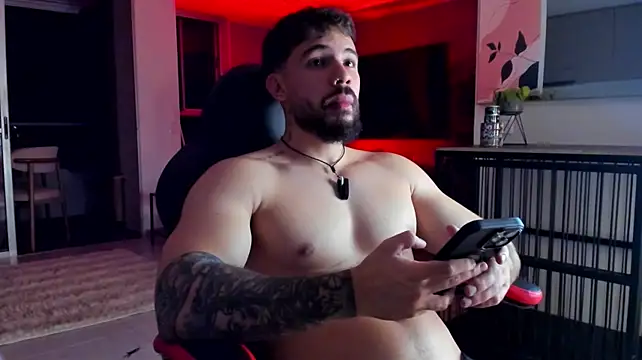 Valenthino_Salvatore Adlı Modelin Canlı XXX Sohbeti