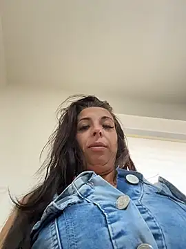 Chatroom XXX en direct de Almmaxxxx