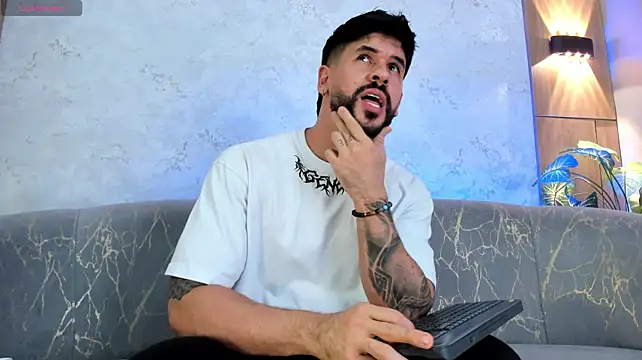 Petesevans Chat XXX in diretta