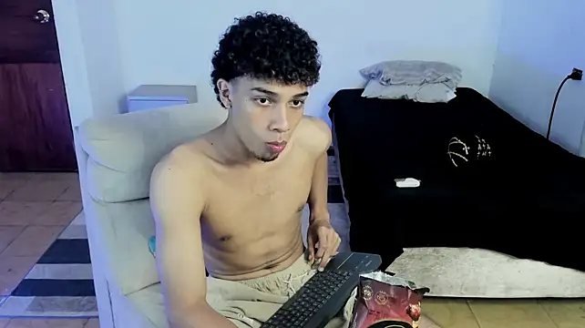 Chatroom XXX en direct de Nathan_velez