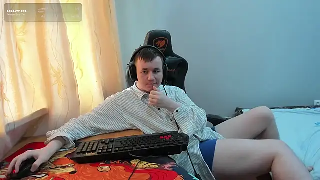 iliaskrislove Chat XXX live