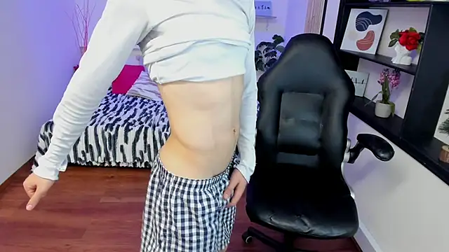 Chatroom XXX en direct de Benji23_