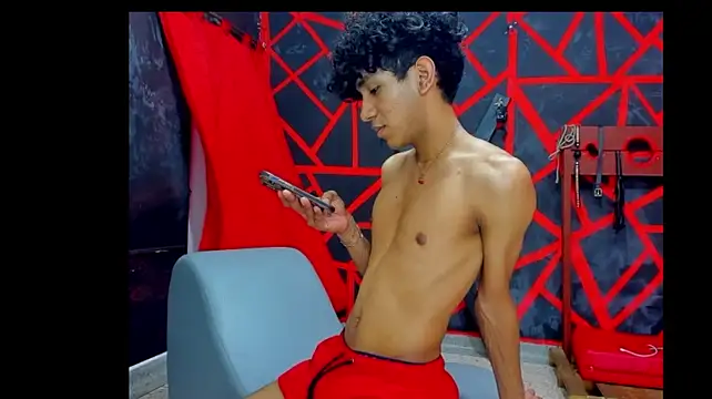 FRIENDS_LATINOS – Naživo XXX chat