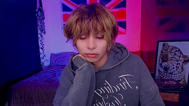 Aronn_44のライブXXXチャット
