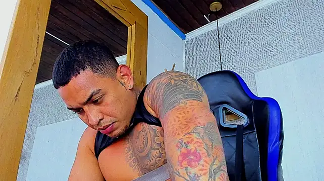 Damian09_ Webcam-Show
