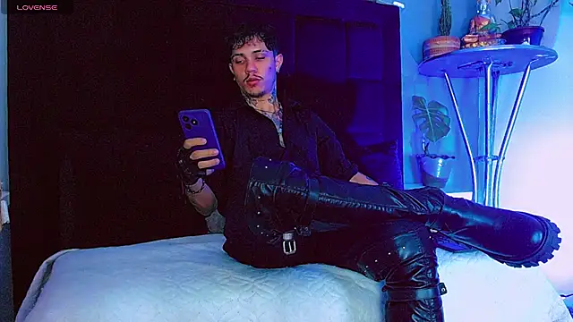 Chat XXX ao vivo de HannibalLester
