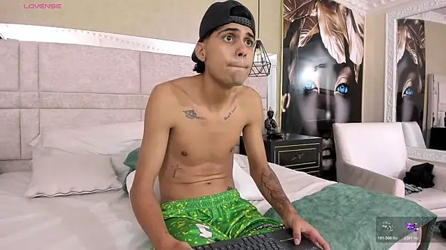 IvanJacksonn Live XXX chat