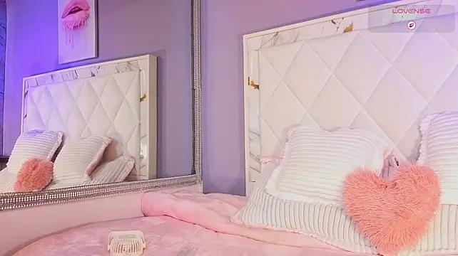 Melody-rose Chat XXX in diretta