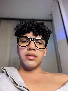 Kairoo_ Live XXX-Chat