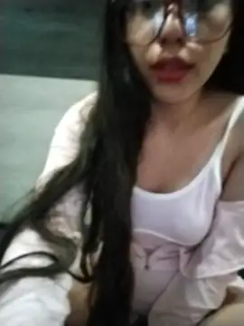 imzoezzz Chat XXX in diretta