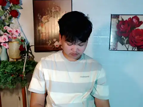 XXX chat uživo modela Rain_cum
