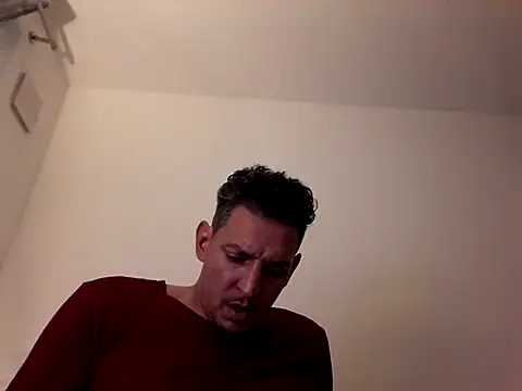 ARTANIS20's Live XXX Chat