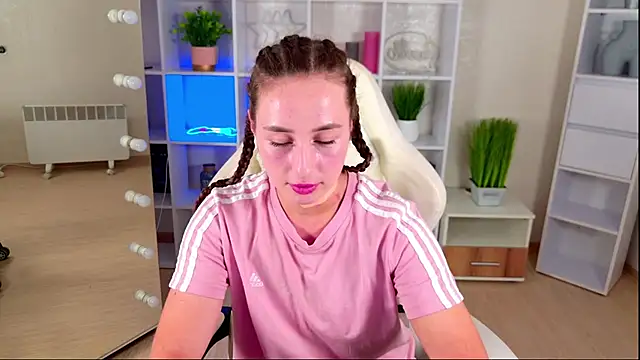 NadinnL Live XXX Chat