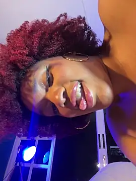loladupont's Live XXX Chat